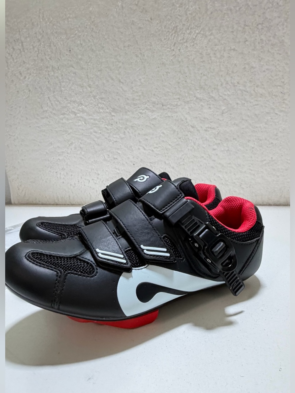 Peloton Cycling Shoes Womens 7 EU 38 Black Red Delta Cleats Spin Bike Bicycling